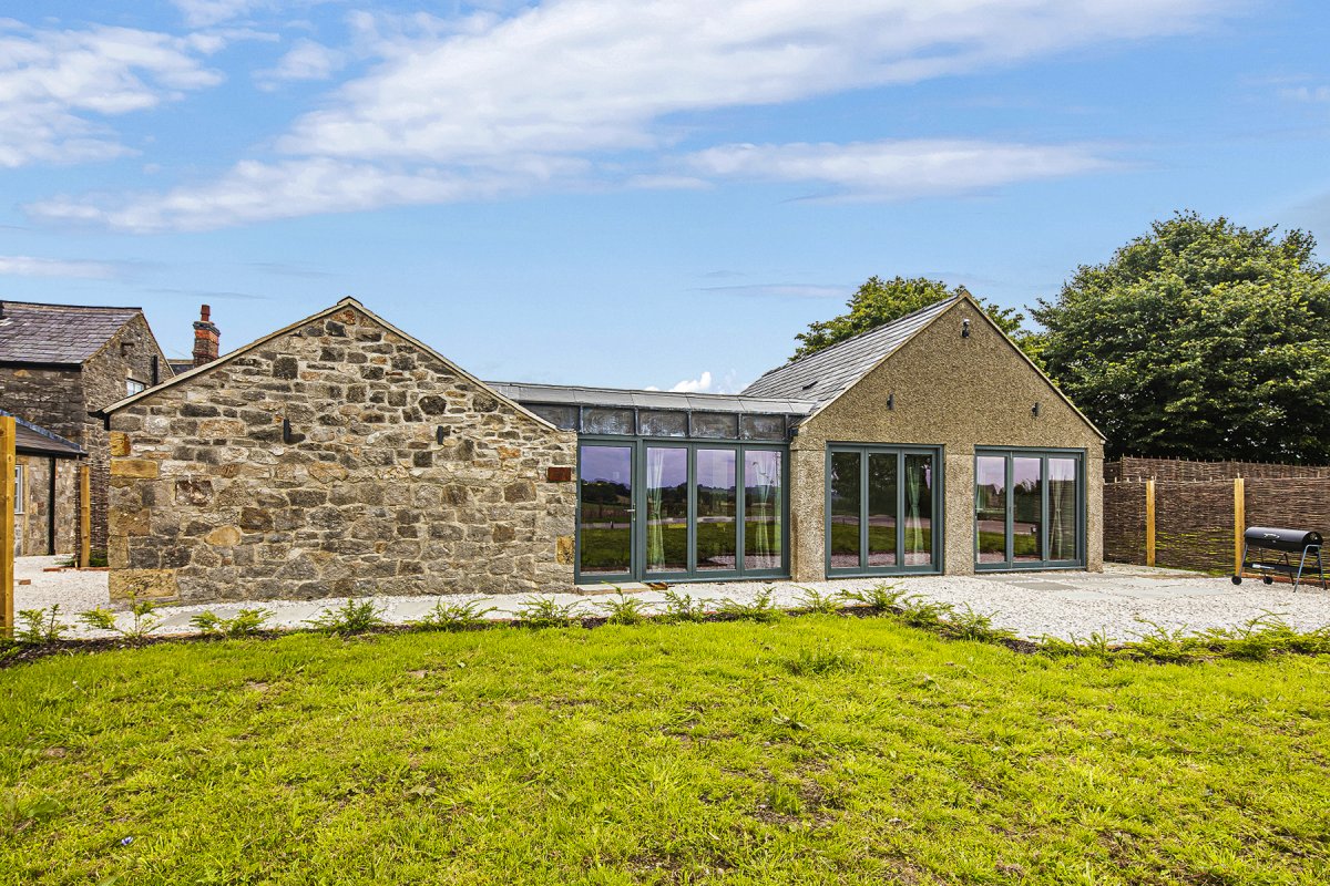 Dovedale Manor and Coach House Holiday houses, Peak District